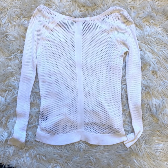 Rag & Bone Mesh Perforated Raglan White Top - Picture 5 of 8